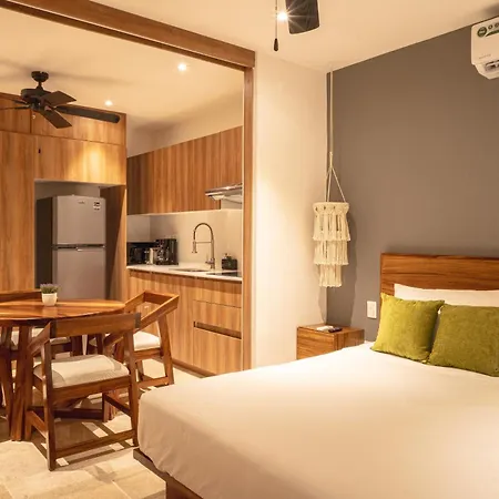 Modern Tulum Apt Sleeps 2
